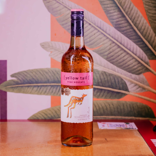 YELLOW TAIL PINK MOSCATO